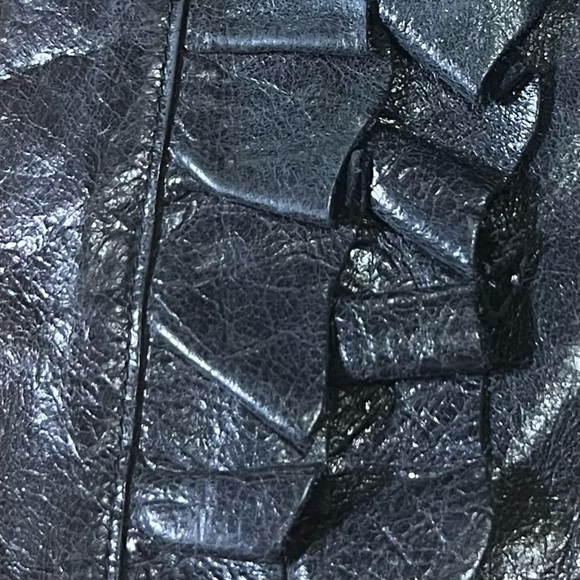 HOBO International Ruffle Envelope Black Leather Clutch Purse Good Condition - Picture 11 of 11